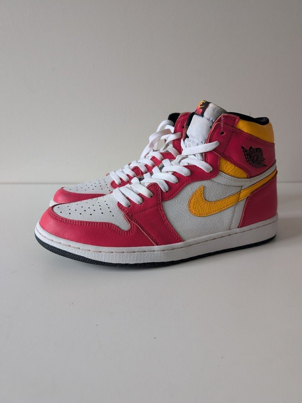 Nike Air Jordan 1 Retro High OG Light Fusion Red 2021 Size 12